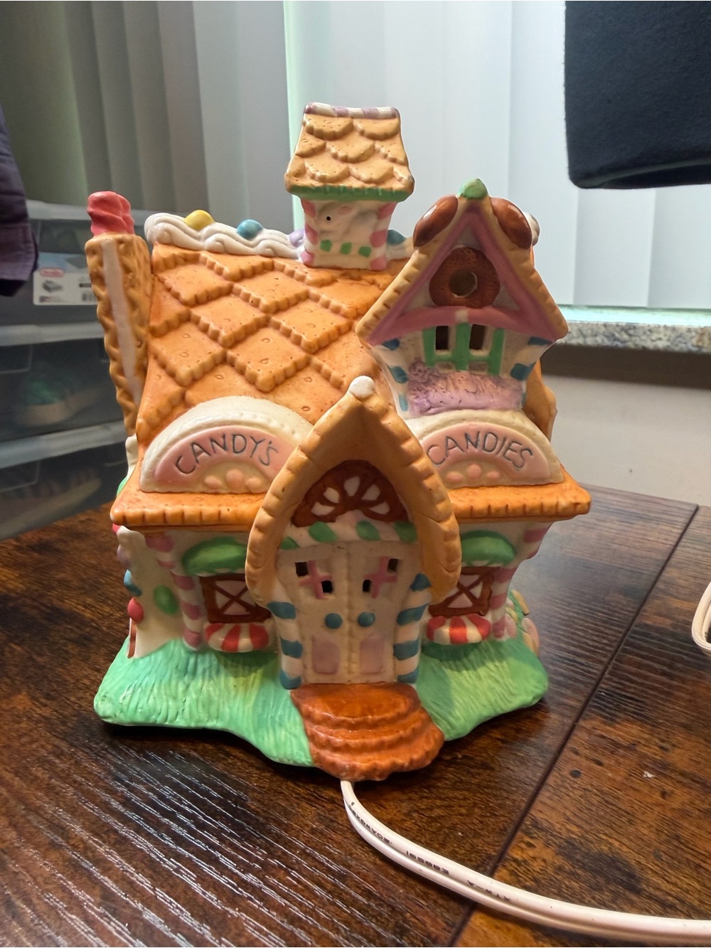 Vintage Ceramic Candy Gingerbread House Night Light